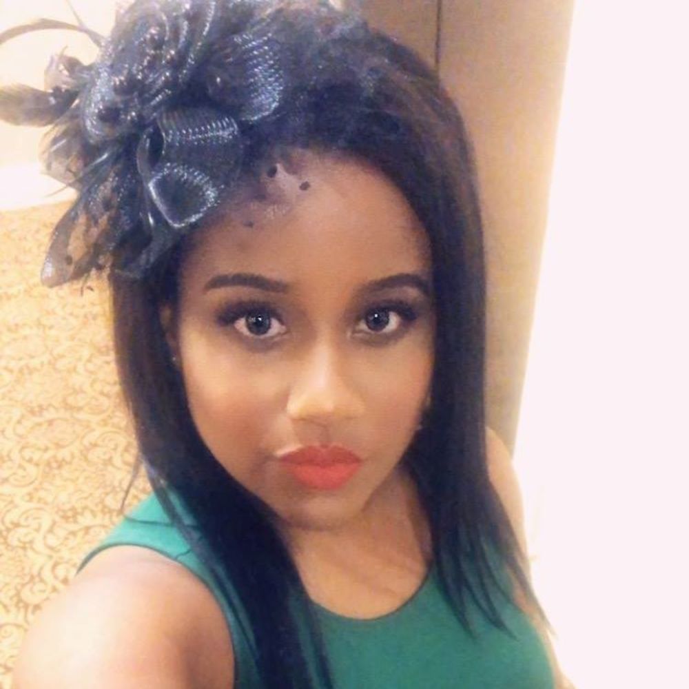 Meet your Posher, April